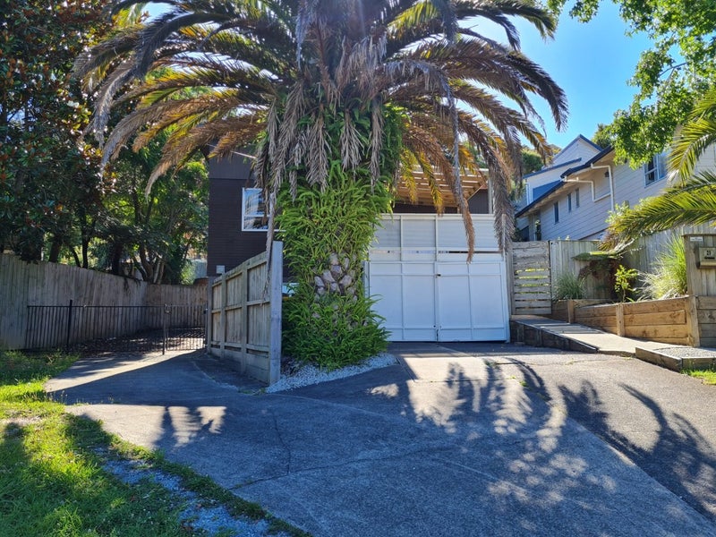 29 Elliston Crescent, Stanmore Bay, Whangaparaoa - Carousel 2