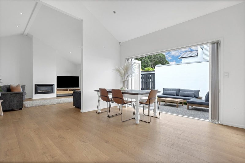 9 Ridge View Crescent, Pukekohe, Pukekohe - Carousel 2
