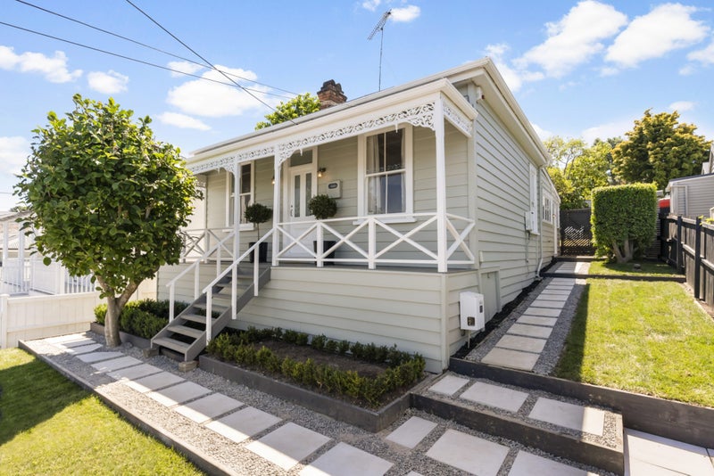 6 Partridge Street, Grey Lynn, Auckland - Carousel 1