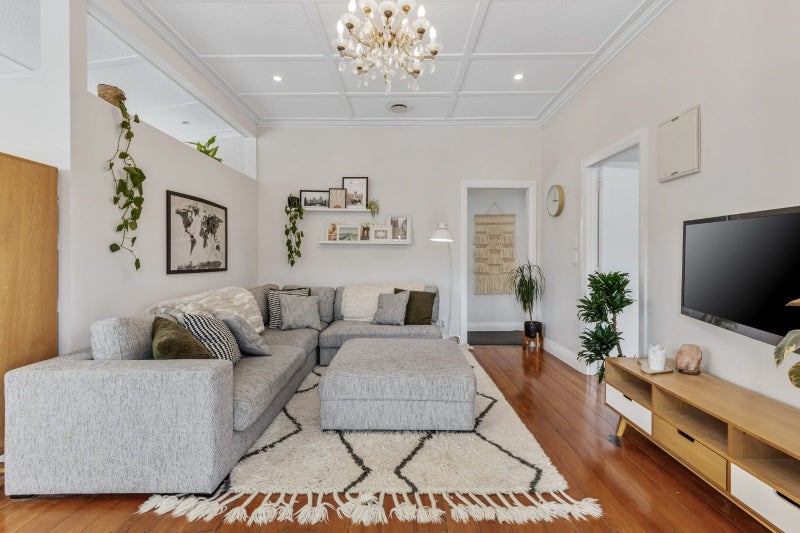 2/221 Onewa Road, Birkenhead, Auckland - Carousel 2