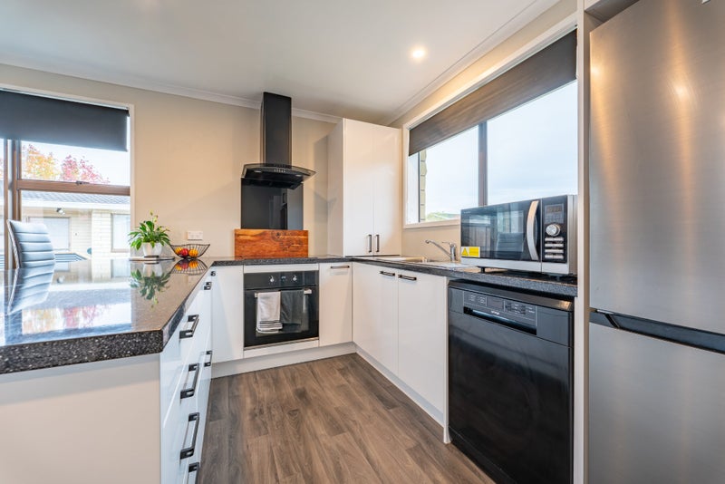 17 Huxley Street, Gleniti, Timaru - Carousel 2