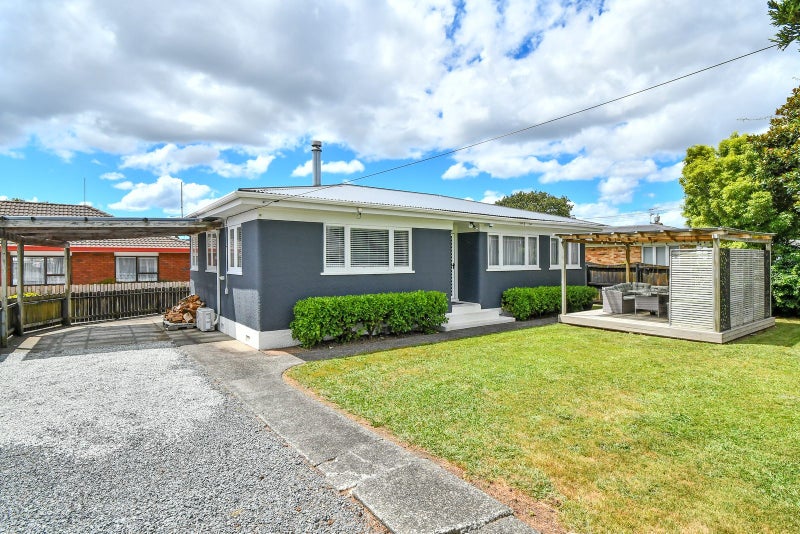 1/32 King Edward Avenue, Papakura, Auckland - Carousel 16