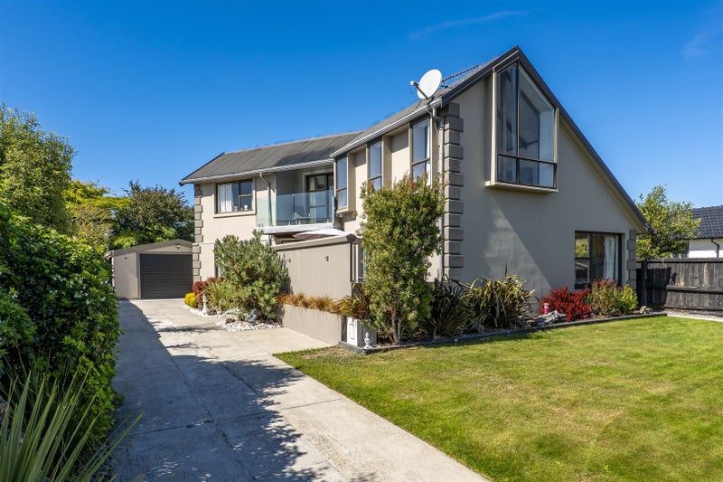 18 Donnington Street, Parklands, Christchurch - Carousel 1