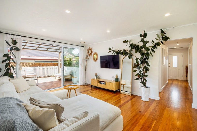 45 Taramea Street, Avondale, Auckland - Carousel 2