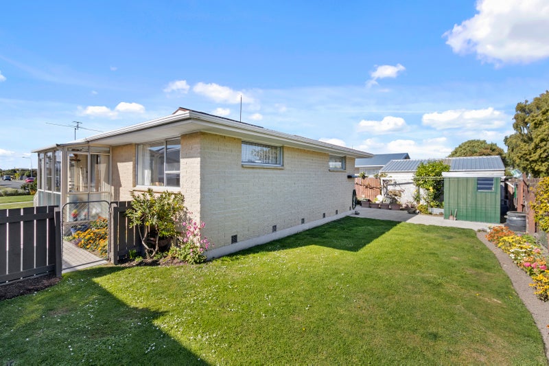 2/36 Niven Street, Avondale, Christchurch - Carousel 2