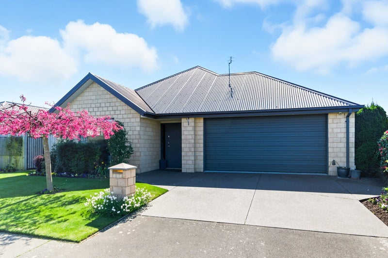 87 Rannoch Drive, Broomfield, Christchurch - Carousel 1
