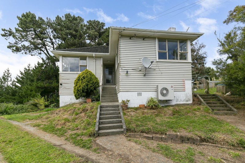 14 Chew Place, Ranui, Porirua - Carousel 1