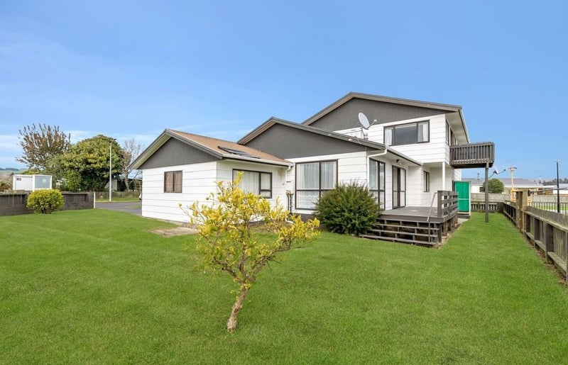 1 Mansfield Road, Owhata, Rotorua - Carousel 11