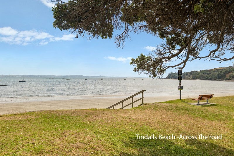 55 Tindalls Bay Road, Tindalls Beach, Whangaparaoa - Carousel 2