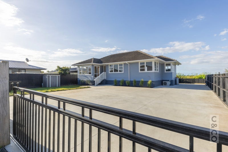 15A Springs Rd, Parakai, Helensville - Carousel 1