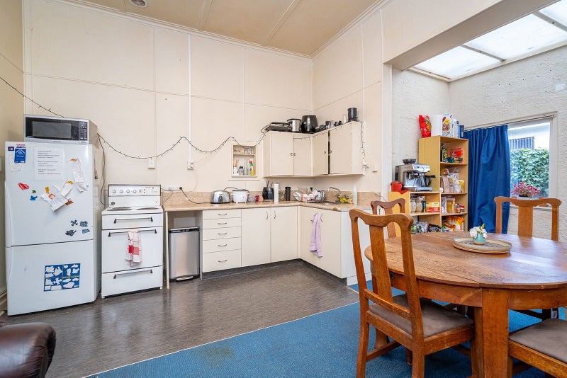 27 Duke Street, North Dunedin, Dunedin - Carousel 6