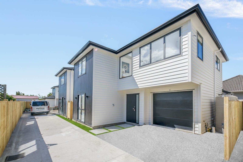 11B Avondale Road, Avondale, Auckland - Carousel 1