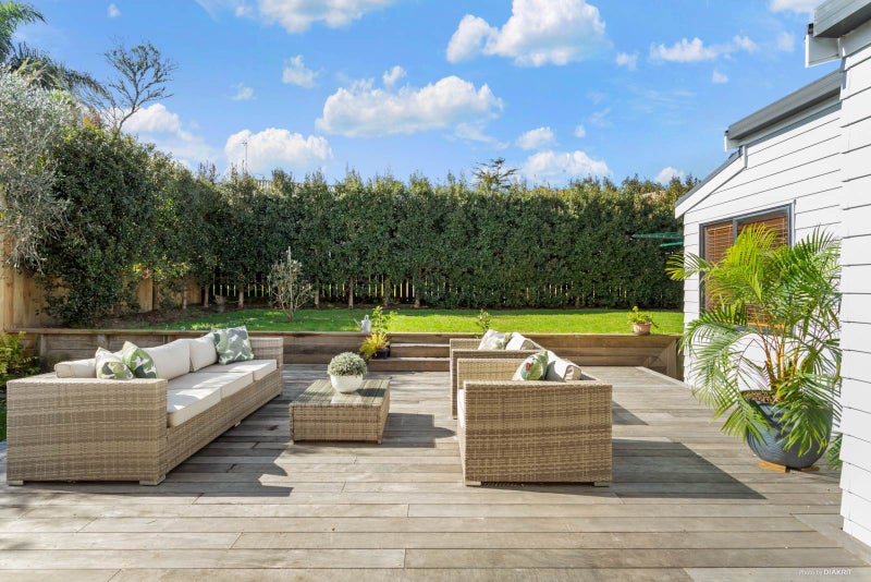 13 Centorian Drive, Windsor Park, Auckland - Carousel 1