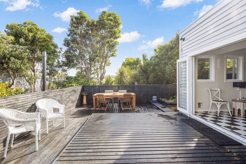 20 Taft Street, Brooklyn, Wellington - Carousel 1