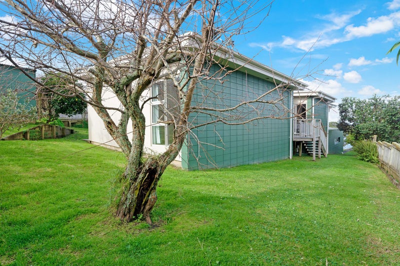 880 Whangaparaoa Road, Manly, Whangaparaoa - Carousel 50