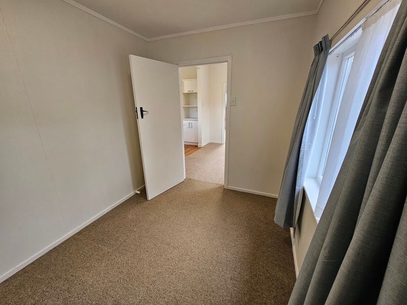 30 Oxford Street, Fairfield, Hamilton - Carousel 14