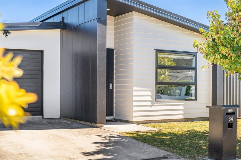 34 Te Kaeaea Crescent, Wallaceville, Upper Hutt - Carousel 2