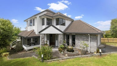 30 Rosario Crescent, Red Beach, Red Beach - Carousel 1
