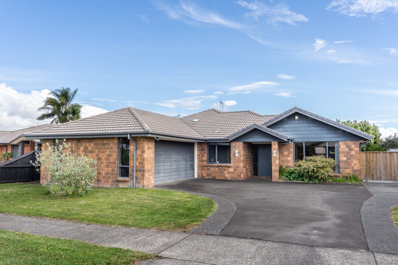 12 Wiltshire Drive, Huntington, Hamilton - Carousel 1