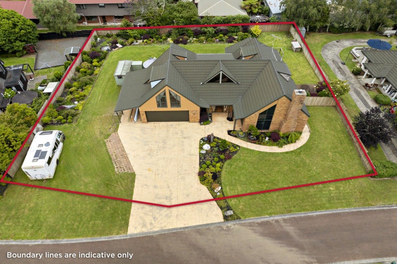 8 Mark Williams Place, Papakura - Carousel 1