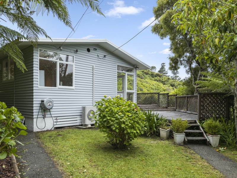 156 Miromiro Road, Normandale, Lower Hutt - Carousel 1