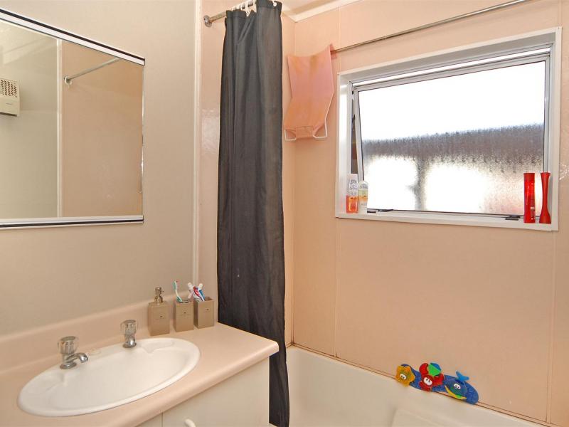 29 TILLER CLOSE, Kelvin Grove , Palmerston North - Carousel 8
