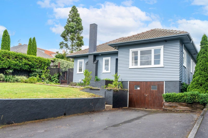 27 Masters Avenue, Hillcrest, Hamilton - Carousel 21