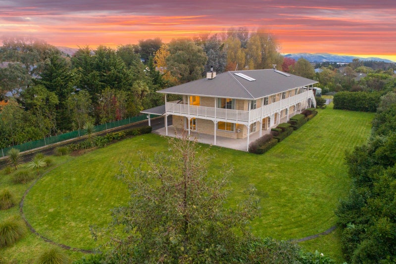 114 Polson Hill Drive, Palmerston North - Carousel 1