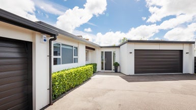 15 Chilton Grove, Hokowhitu, Palmerston North - Carousel 1