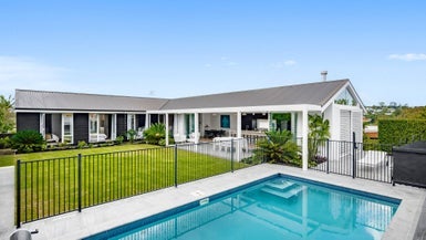 25 Bonnie Brae Road, Meadowbank, Auckland - Carousel 1