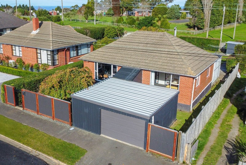 41 Balmain Street, Halfway Bush, Dunedin - Carousel 1