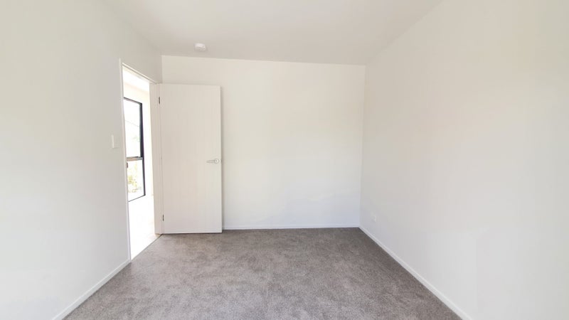 1131F New North Road, Mount Albert, Auckland - Carousel 14