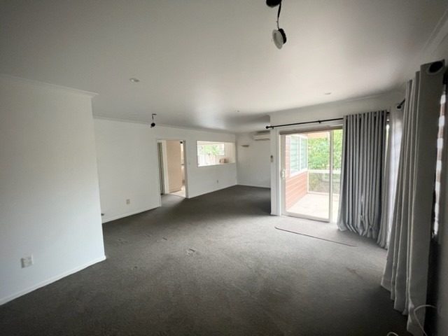 2/76 Memorial Drive, Hamilton East, Hamilton - Carousel 13