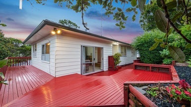 72 Reynella Drive, Massey, Auckland - Carousel 1