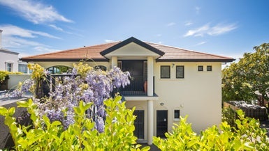 39 Overdale Drive, Cashmere, Christchurch - Carousel 1