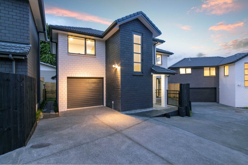 4/23 Withers Road, Glen Eden, Auckland - Carousel 1