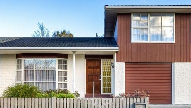 39 Allard Street, Edgeware, Christchurch - Carousel 1