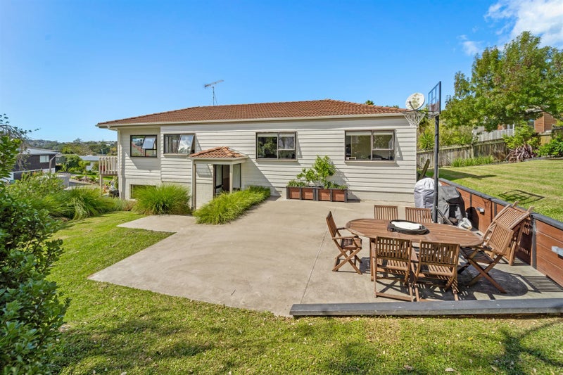 10 Kenneth Hopper Place, Manly, Whangaparaoa - Carousel 1