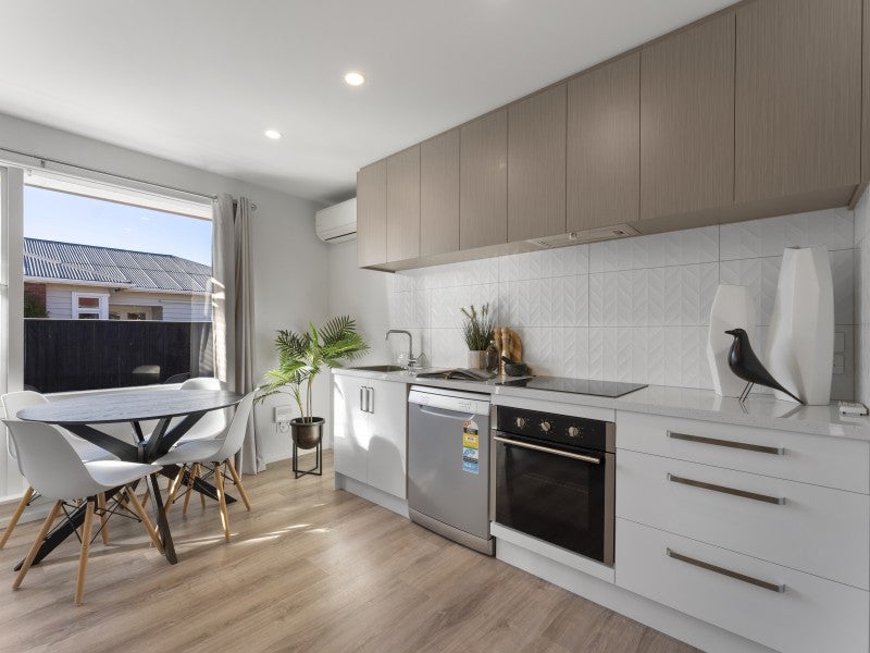 2/187 Knowles Street, St Albans, Christchurch - Carousel 1
