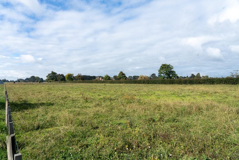 166 Crawford Road, Te Kowhai, Hamilton - Carousel 1