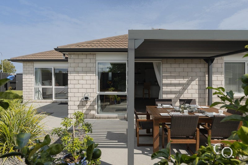 12 Ruth Court, Papamoa Beach, Papamoa - Carousel 2