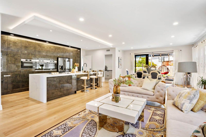 6 Carnell Lane, Pinehill, Auckland - Carousel 2