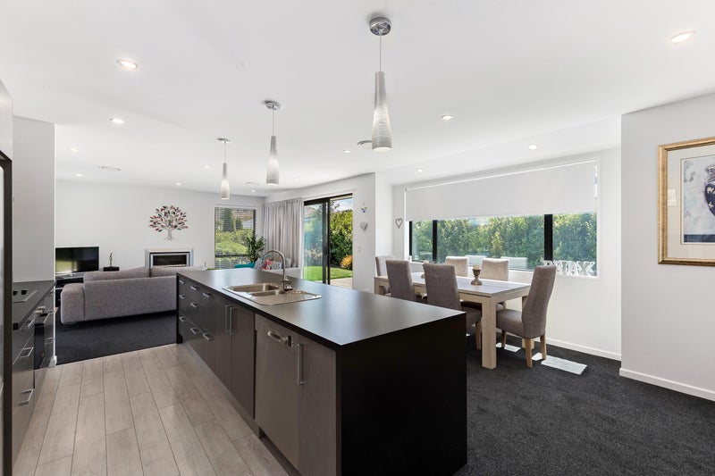 5 Judes Lane, Lower Shotover, Queenstown - Carousel 1