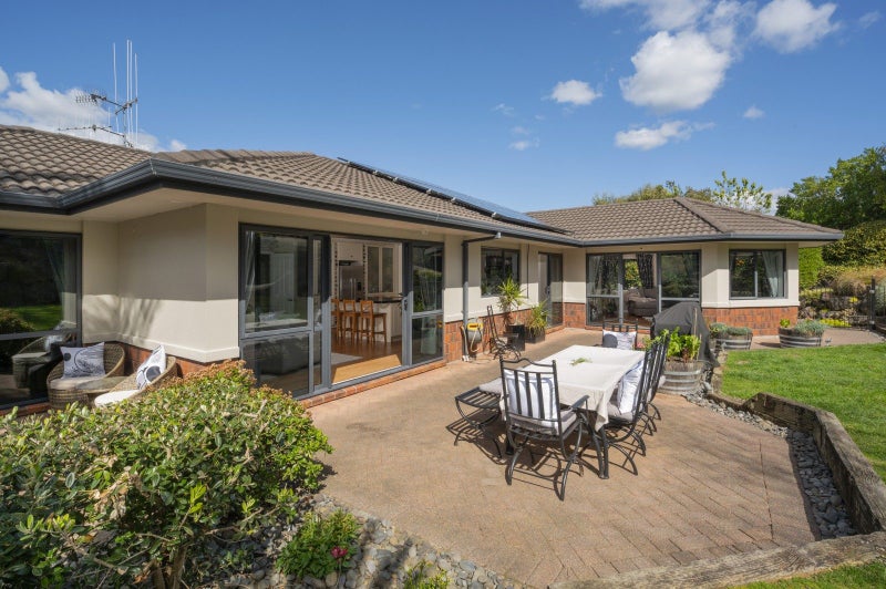 61 Contour Avenue, Pyes Pa, Tauranga - Carousel 2