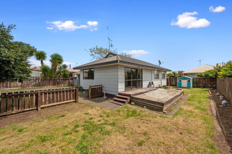 52B Lloyd Drive, Nawton, Hamilton - Carousel 13