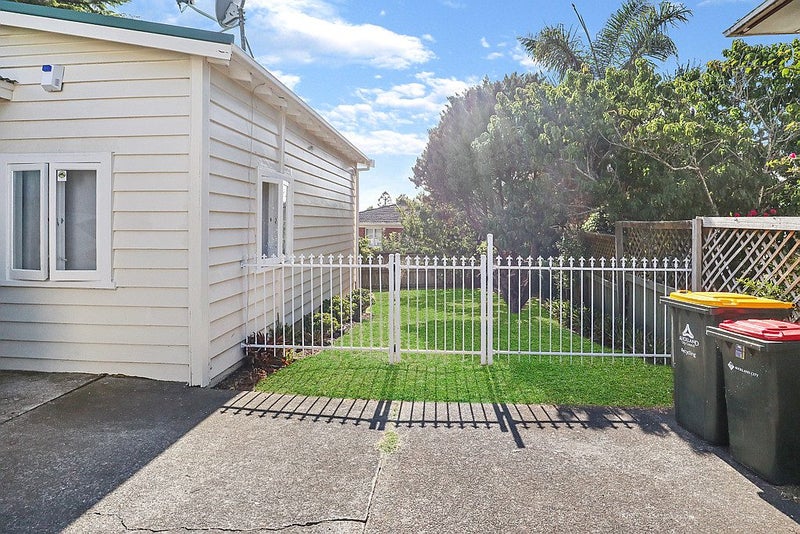 38 Tamaki Avenue, Otahuhu, Auckland - Carousel 14