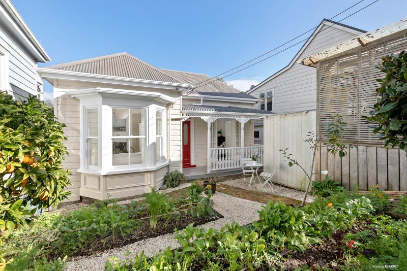 15 Commercial Road, Grey Lynn, Auckland - Carousel 2