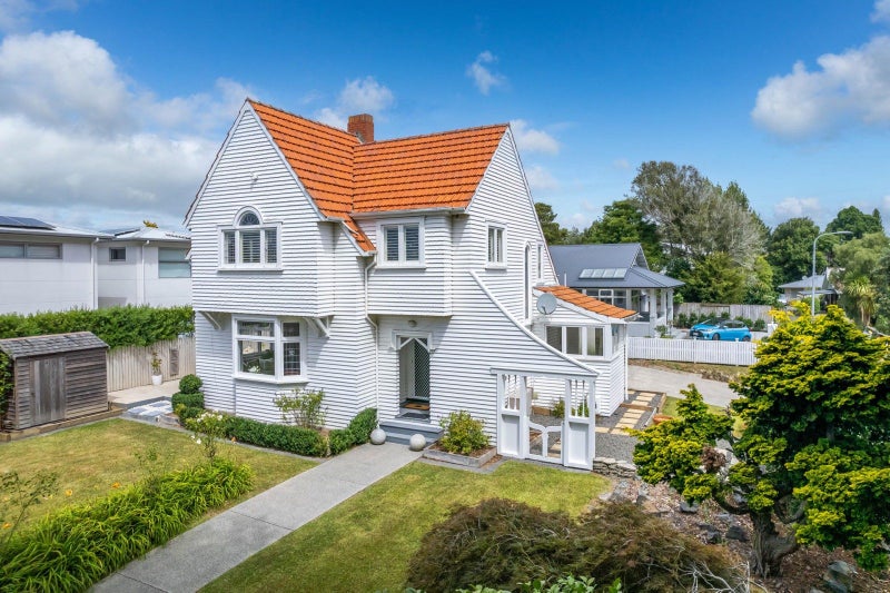 9 Armagh Street, Hamilton East, Hamilton - Carousel 1