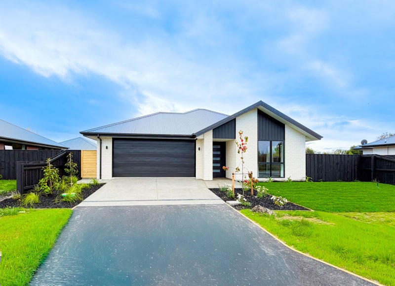 14 Morrison Avenue, ELGIN - Carousel 1