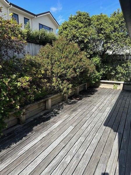 17 Sutherland Avenue, Silverstream, Upper Hutt - Carousel 2